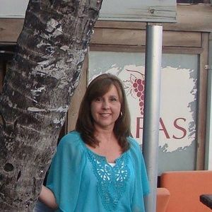 Meet your Posher, Julie